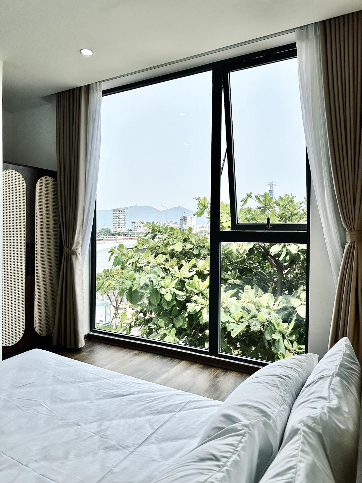 Riverine & Cafeteria Da Nang