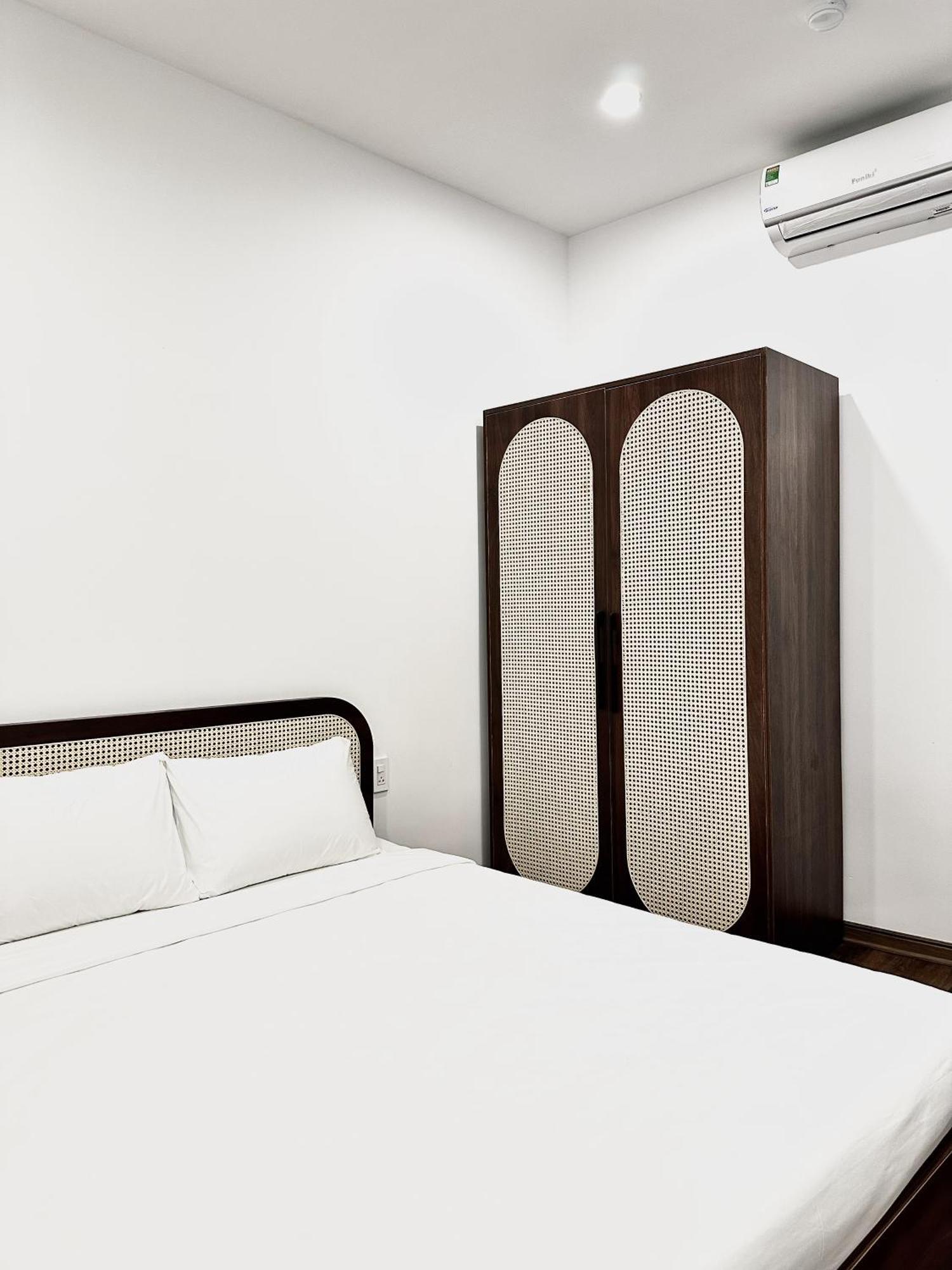 Riverine & Cafeteria Hotel